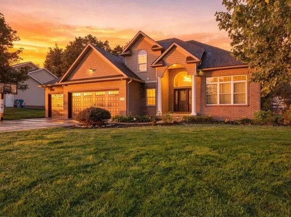 2807 Alexandria Ct, Uniontown, OH 44685