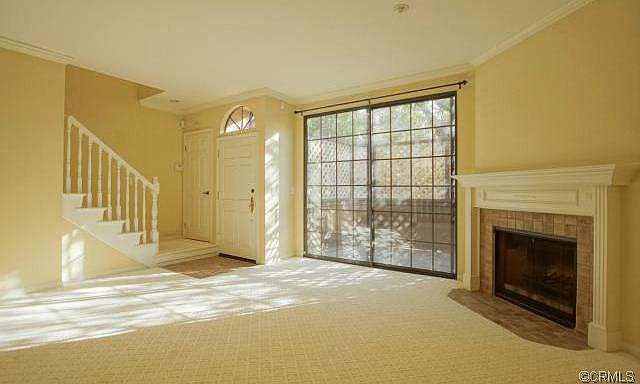 1st image of 427 S El Molino Ave APT 2