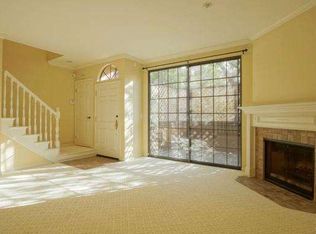 427 S El Molino Ave APT 2, Pasadena, CA 91101
