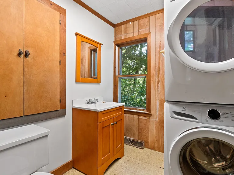 15 Sherburne Rd — Photo 26