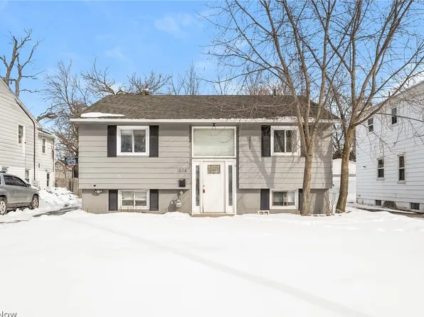 1604 W 23rd St, Lorain, OH 44052