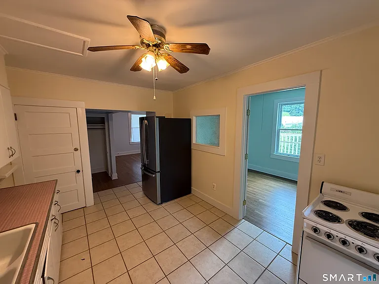 133 Eastern Dr #1 — Photo 8