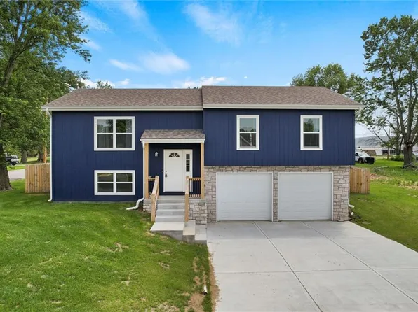 402 W Lynn St, Lawson, MO 64062