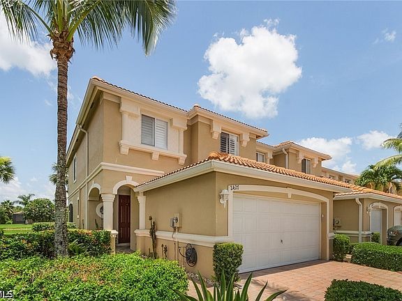 2nd image of 2427 Laurentina Ln