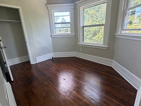 5th image of 76 Ridge St #C3