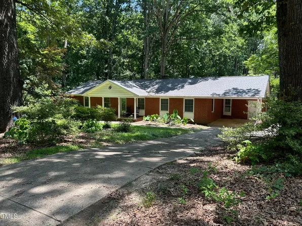 1225 Fairlane Rd, Cary, NC 27511