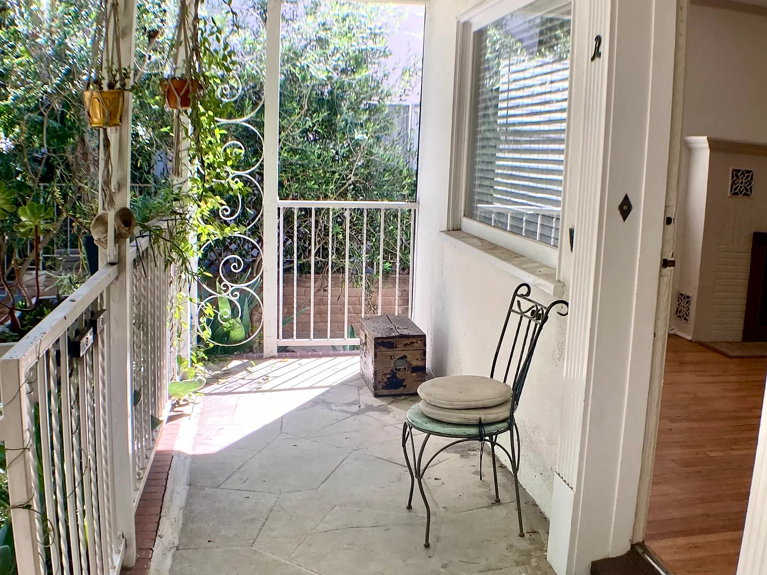 2 bed, 1200 sqft, $3,790 — Photo 2