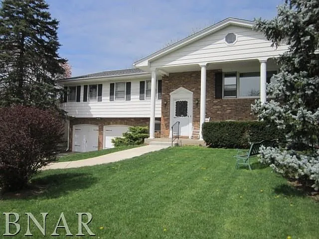704 Northway Ln photo 1