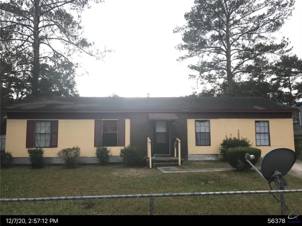 3587 Windsor Cir, Macon, GA 31217