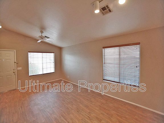 3rd image of 3011 W Zachary Dr