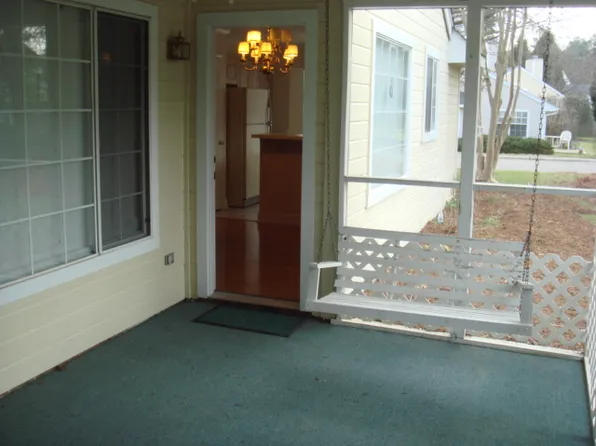 103 Duchess Ln, Chapel Hill, NC 27517