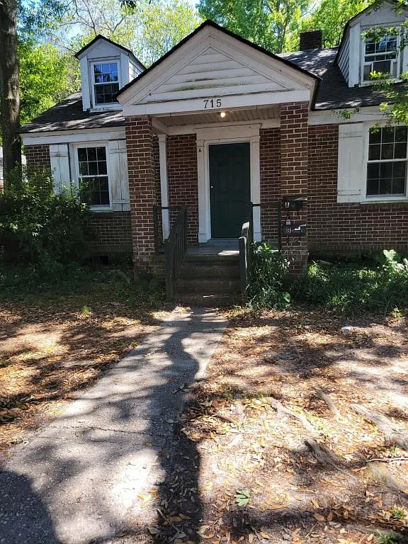 715 -A Savannah Hwy — Photo 2