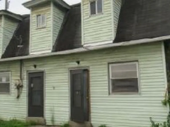 201 Youghiogheny St, Penn, PA 15675