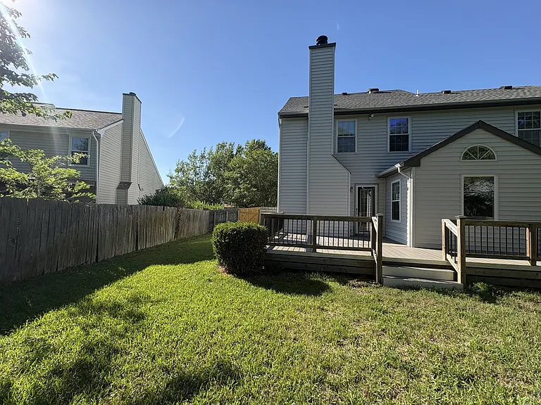 3813 Sterncroft Dr — Photo 38