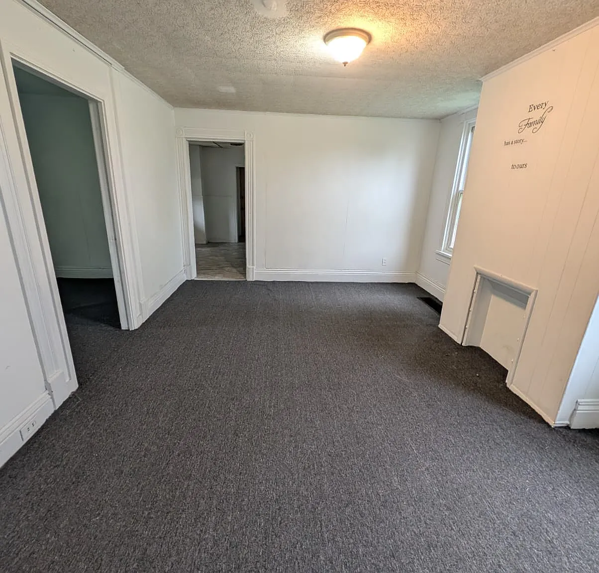 2 bed, 1088 sqft, $1,050 — Photo 2