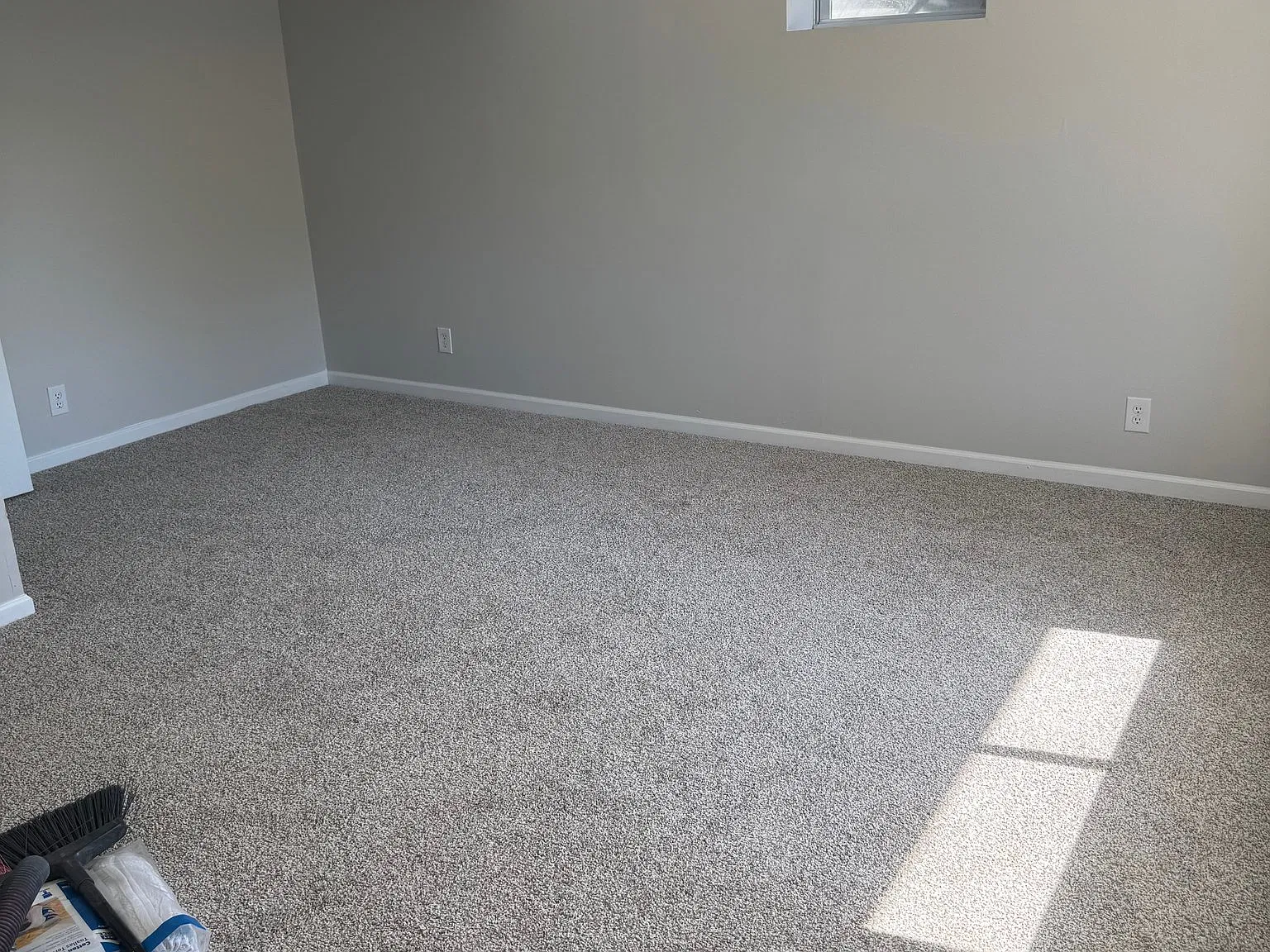 3-Bed, 1-Bath Single Family Home for Rent in Fenton, MO - $1900/mo — Photo 4