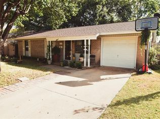 2224 Meadow Dale, Irving, TX 75060