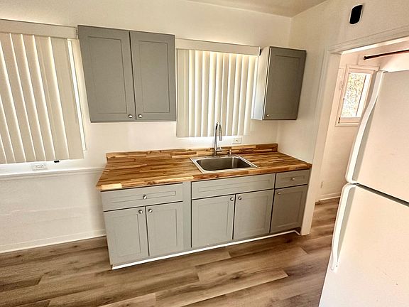 5th image of 2208 San Marcos St #2208
