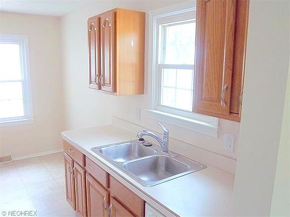 5th image of 5308 W 147th St
