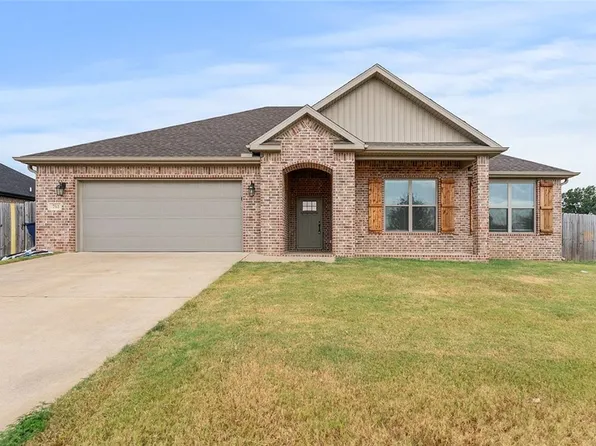 761 Captain Stockton St, Prairie Grove, AR 72753