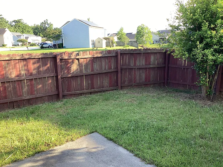 8565 Chloe Ln — Photo 14