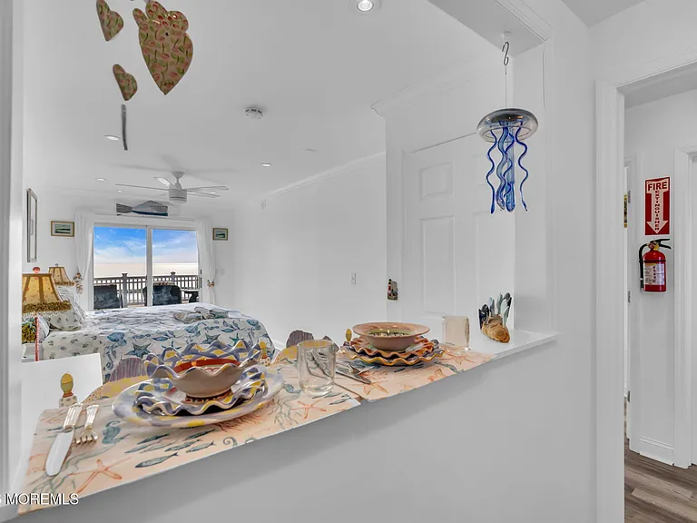 55 Beach Front — Photo 15