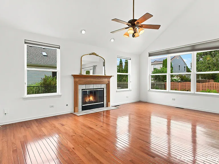 10570 Wing Pointe Dr — Photo 14