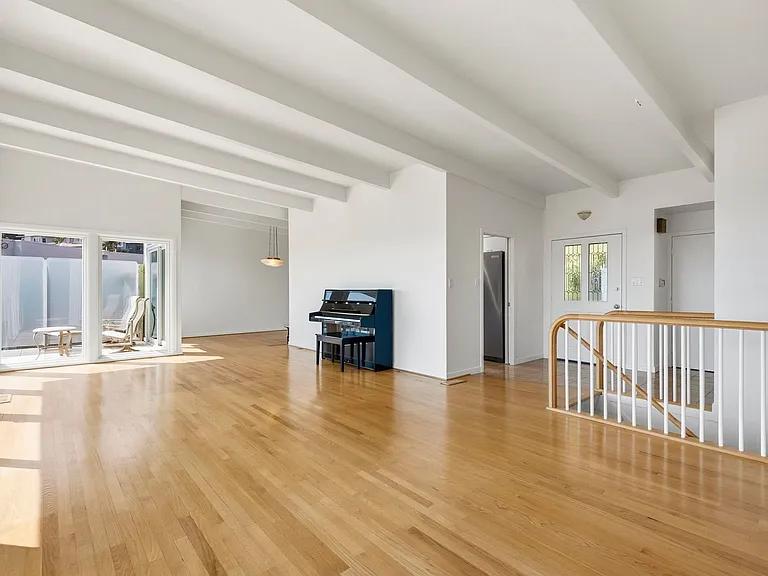 45 Graystone Ter — Photo 4