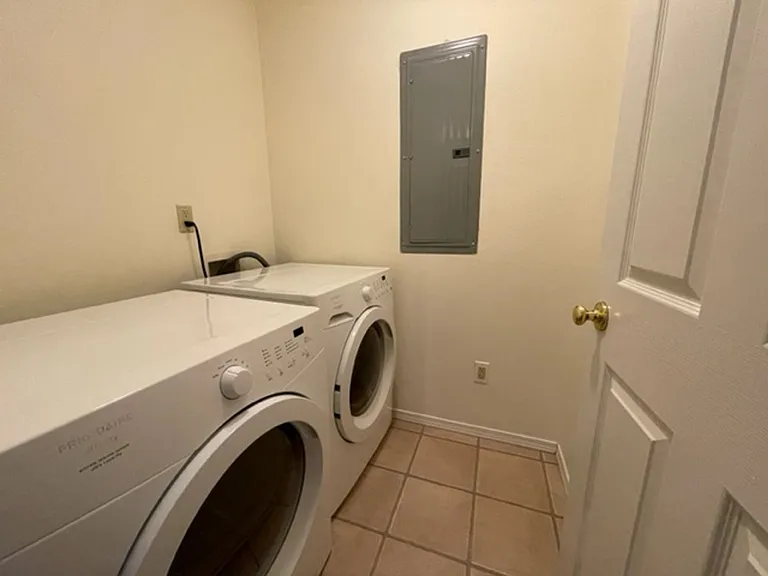 12242 SW Breyman Ave — Photo 14