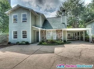 95 Spruell Springs Rd, Sandy Springs, GA 30342