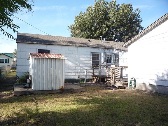 5th image of 215 Hickory St