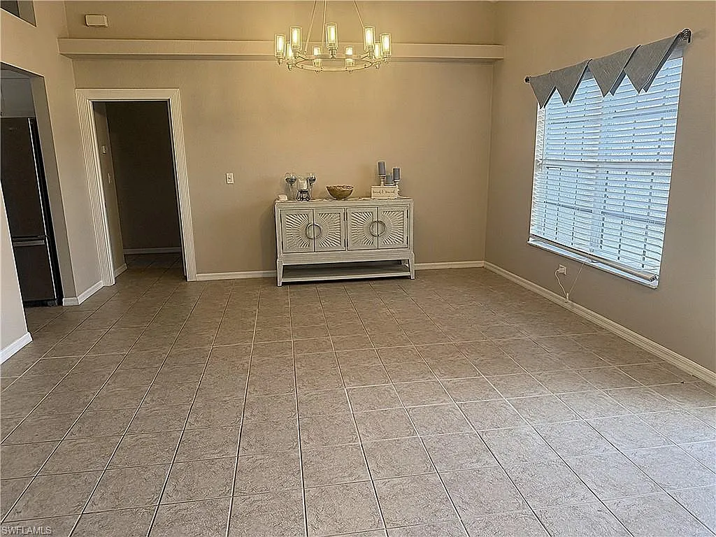 3 bed, 2.0 bath, 2032 sqft, $6,000 — Photo 2