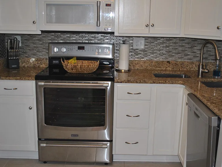 1036 Nichols Dr — Photo 25