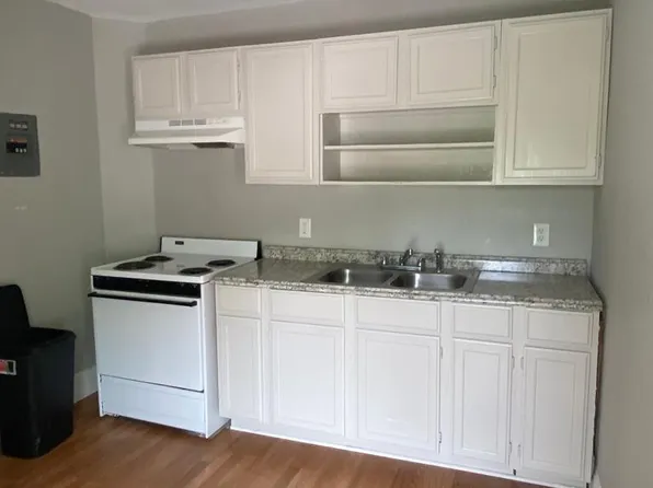 220 W Excelsior St, Excelsior Springs, MO