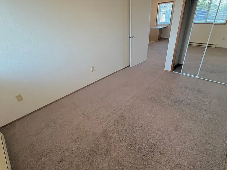Kings Pointe — Photo 15