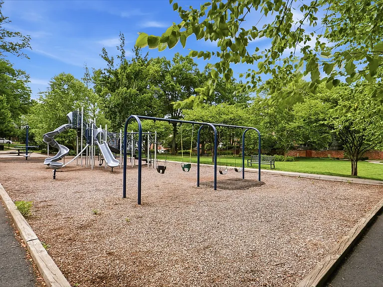6740 Towne Lane Rd — Photo 16