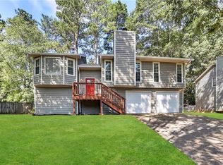 2643 Laurel View Dr, Snellville, GA 30039