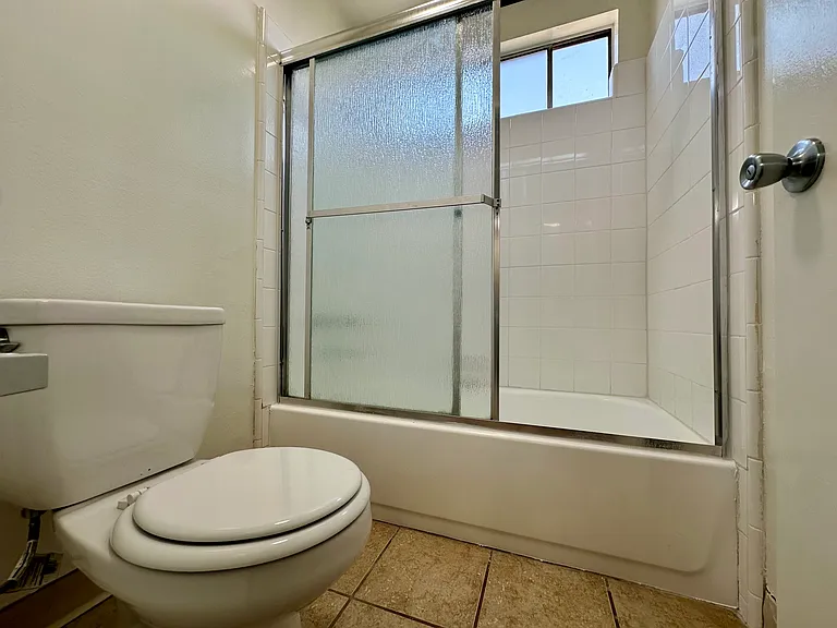 4141 Rosecrans Ave — Photo 5