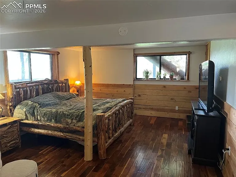 87 Thompson Roadla — Photo 20