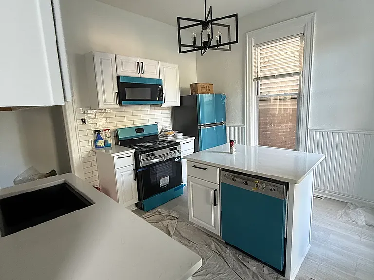 2975 N Bremen St — Photo 14