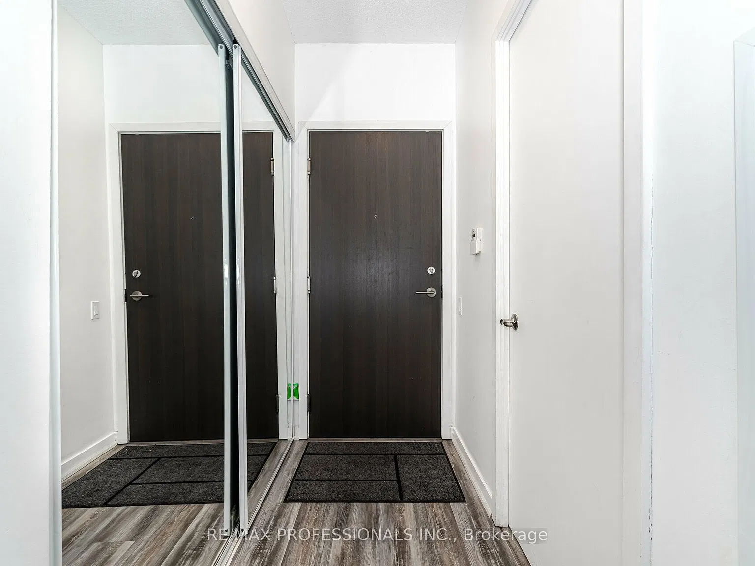 1 bed, $2,200 — Photo 2
