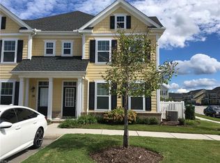 519 Nesbit Dr #102, Chesapeake, VA 23323