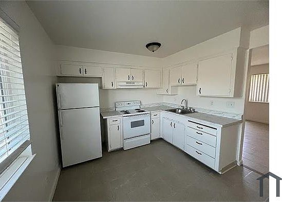 2nd image of 1860 Ethan Way APT 5
