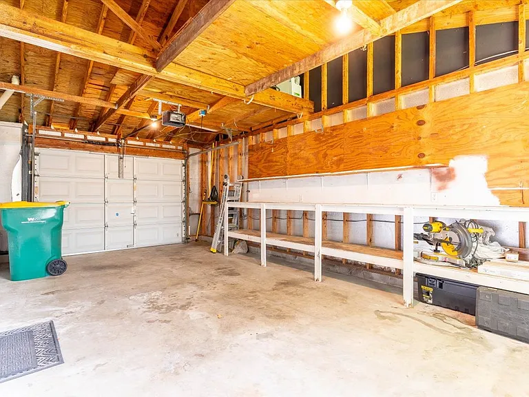 817 N Lakeside Dr — Photo 40