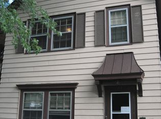 718 E 4th St, Duluth, MN 55805