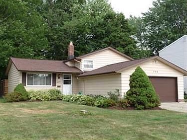 1st image of 359 Waterbury Dr