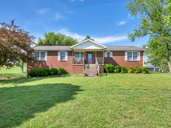 9036 Valley Dr, Bon Aqua, TN 37025