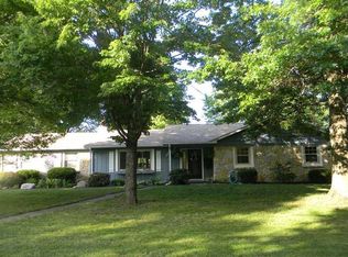135 N Windmill Trl, Greenwood, IN