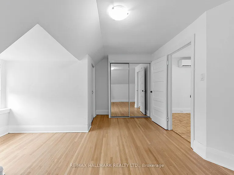 43 Highview Cres #3 — Photo 17