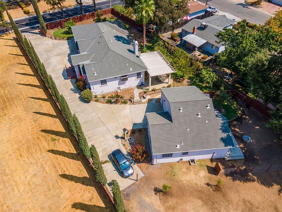1st image of 7698 Highland Ave